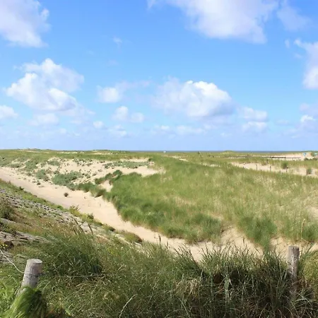 Semesterbostad Het Dijkhuysje By Zilt Warmenhuizen
