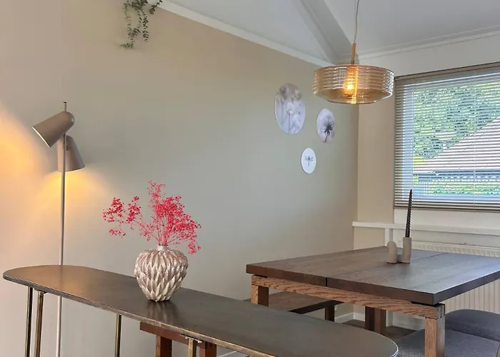 Semesterbostad Het Dijkhuysje By Zilt Warmenhuizen