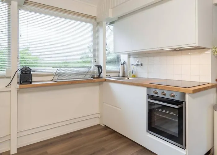 Semesterbostad Het Dijkhuysje By Zilt Warmenhuizen